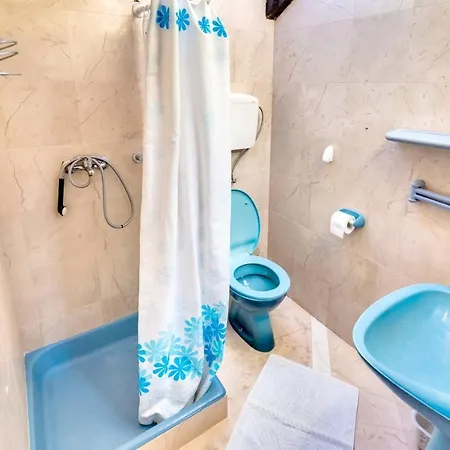 Apartman Cosy With Sea View In - 50 Sqm + Terrace