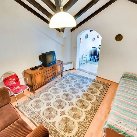 Apartment Cosy With Sea View In - 50 Sqm + Terrace Zlarin