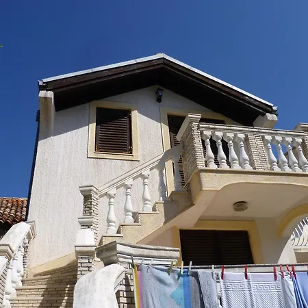 Appartement Cosy With Sea View In - 50 Sqm + Terrace Zlarin