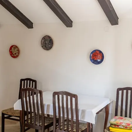 Cosy With Sea View In - 50 Sqm + Terrace Zlarin