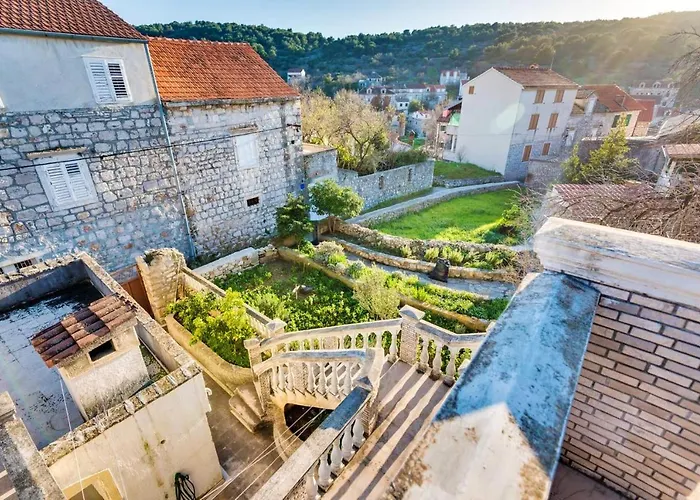 Cosy With Sea View In - 50 Sqm + Terrace *