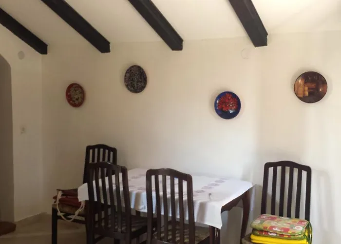 Cosy With Sea View In - 50 Sqm + Terrace Appartement Zlarin